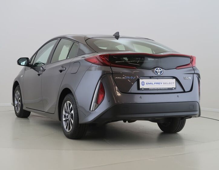 Toyota Prius 6