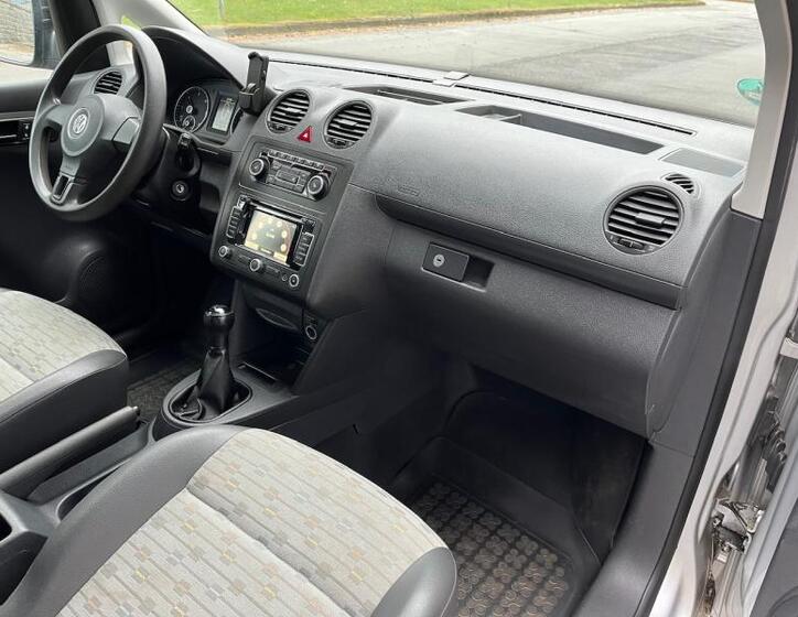 Volkswagen Caddy 24