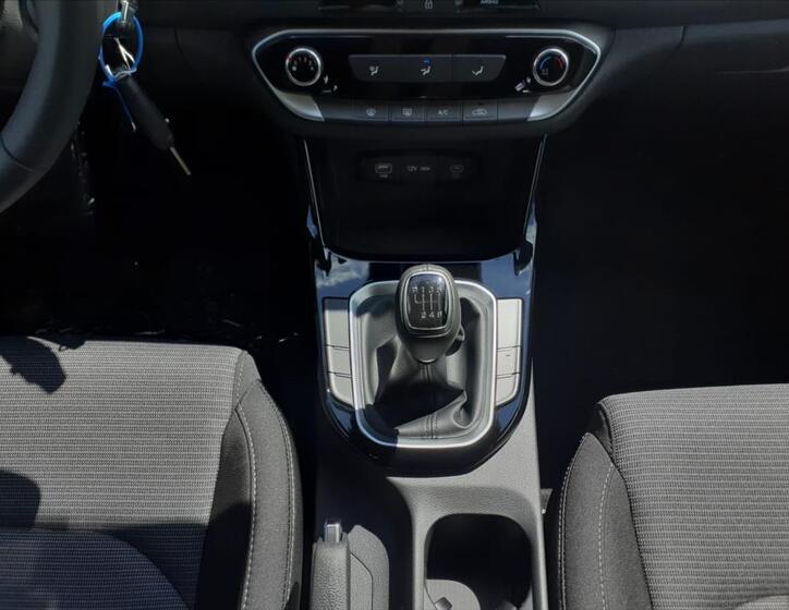 Hyundai i30 8