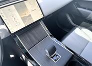 Land Rover Range Rover Velar 16
