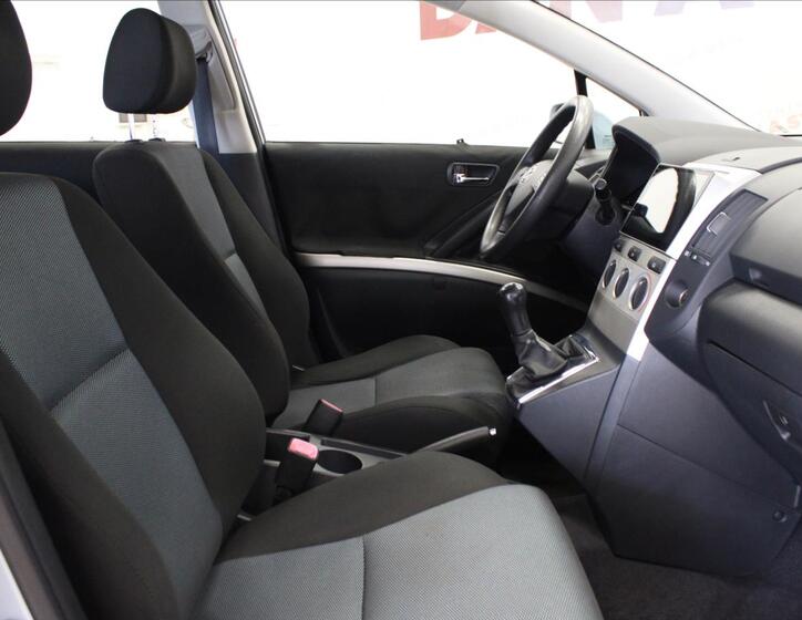 Toyota Corolla Verso 12