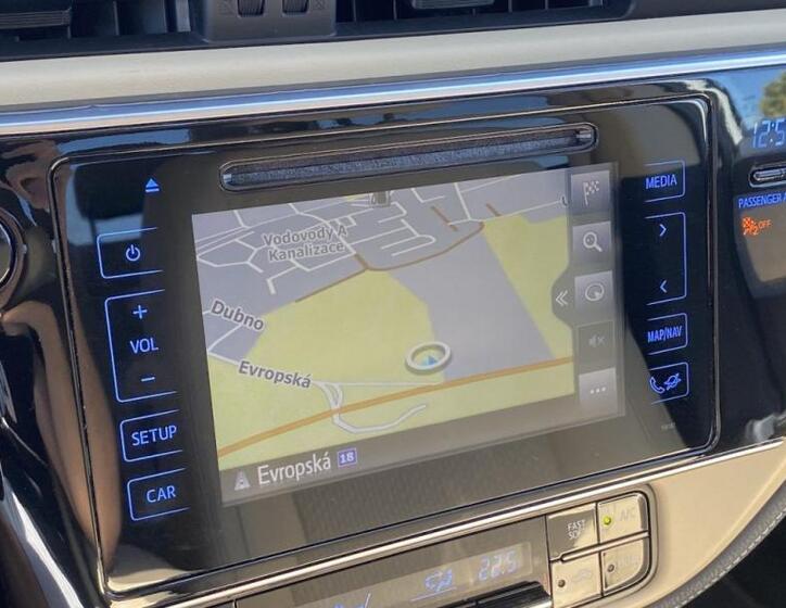 Toyota Corolla 24