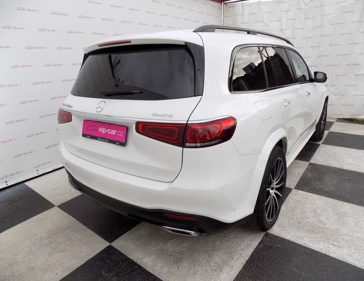 Mercedes-Benz GLS 7