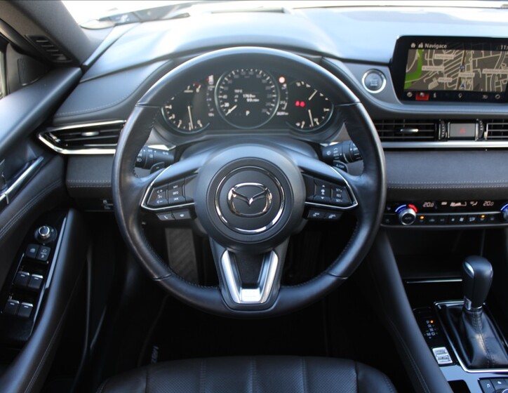 Mazda 6 9