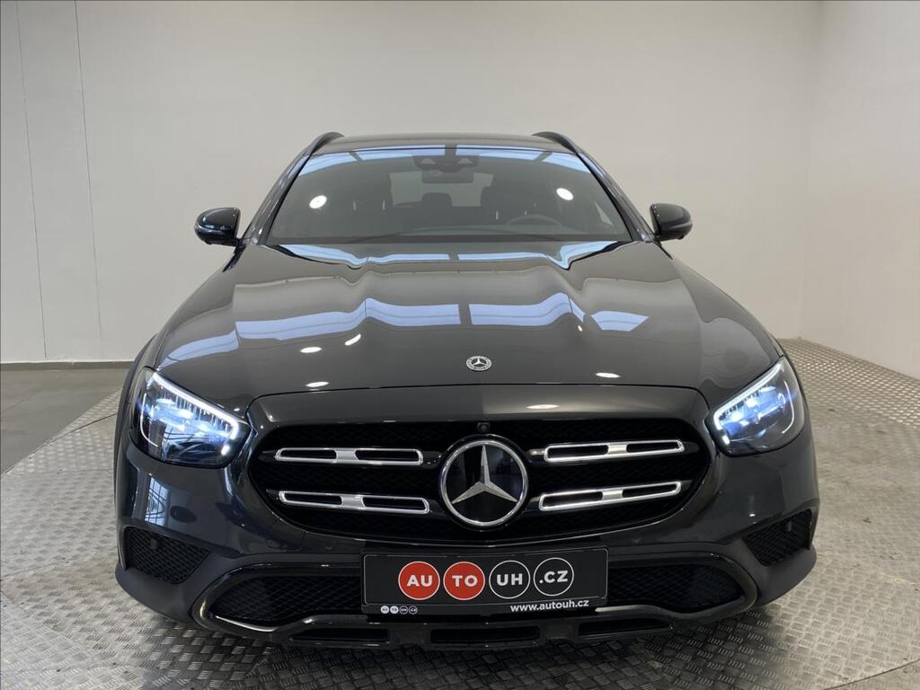 Mercedes-Benz Třídy E 4