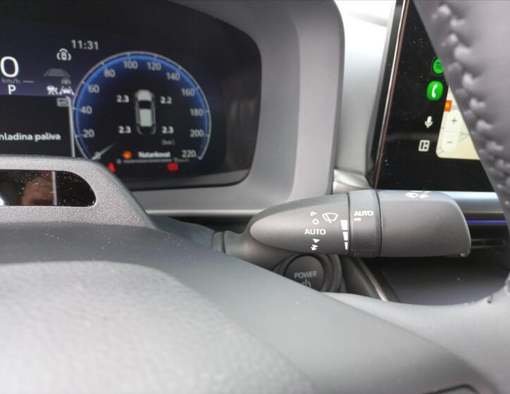 Toyota C-HR 17