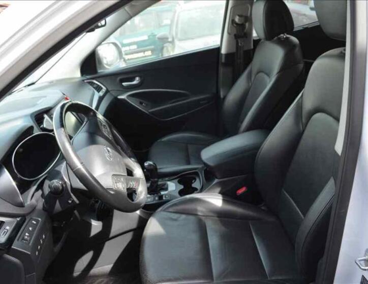 Hyundai Santa Fe 10