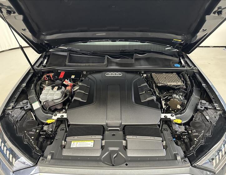 Audi Q7 41