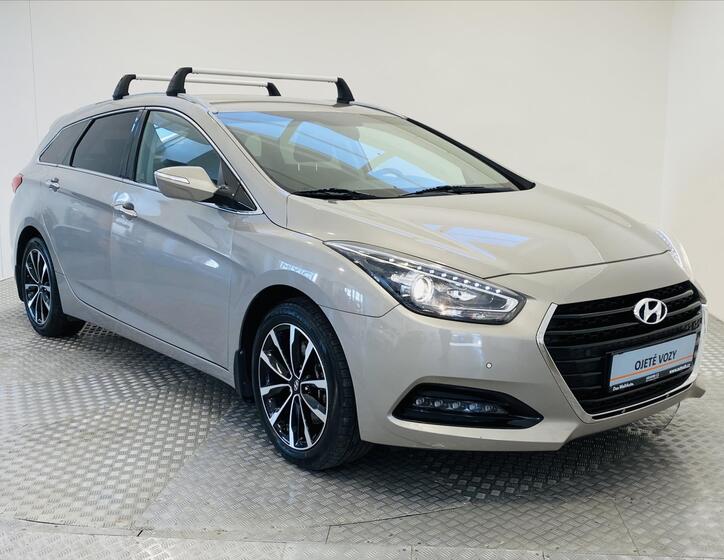 Hyundai i40 24