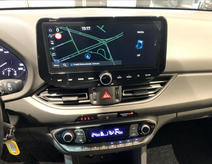 Hyundai i30 37