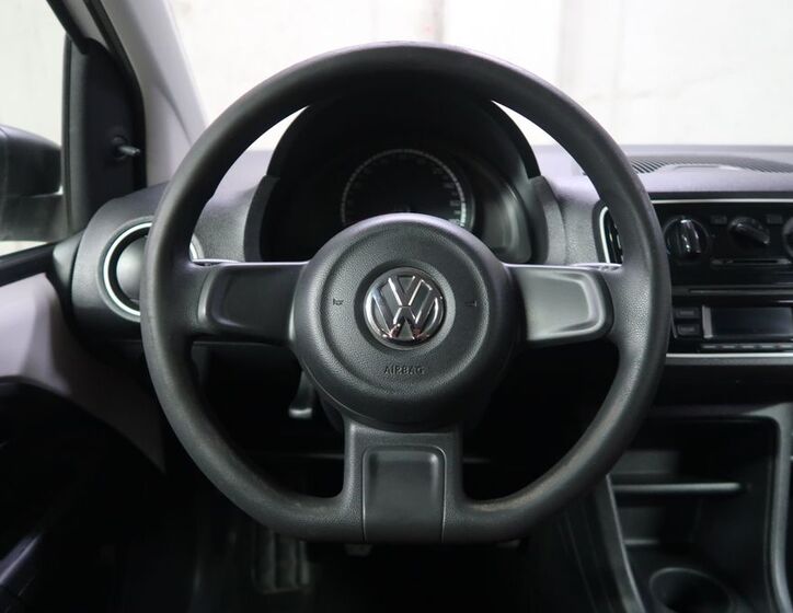 Volkswagen up! 14