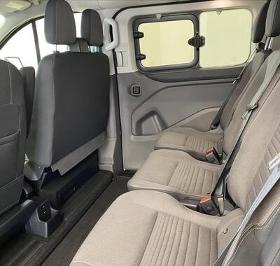 Ford Tourneo Custom 6