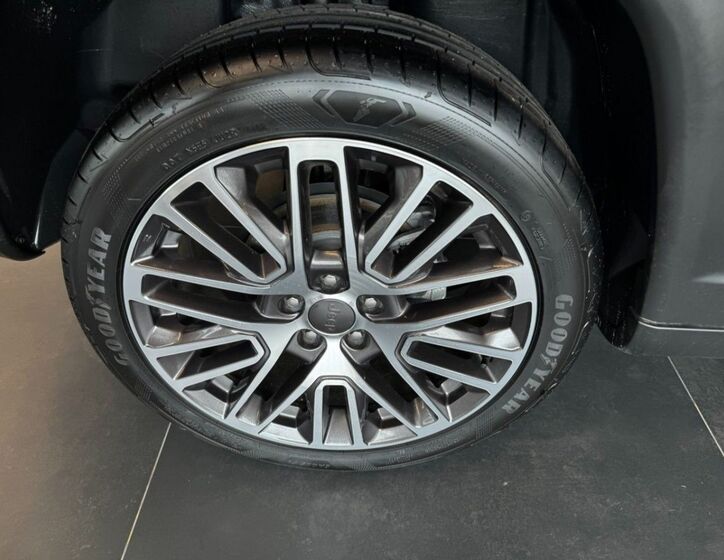Jeep Compass 4