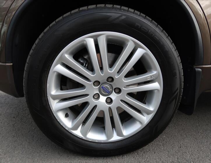 Volvo XC90 30