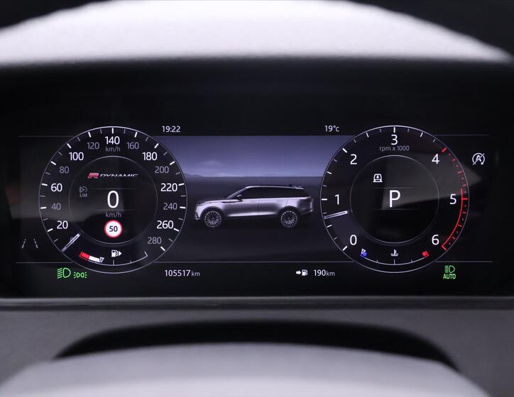 Land Rover Range Rover Velar 24
