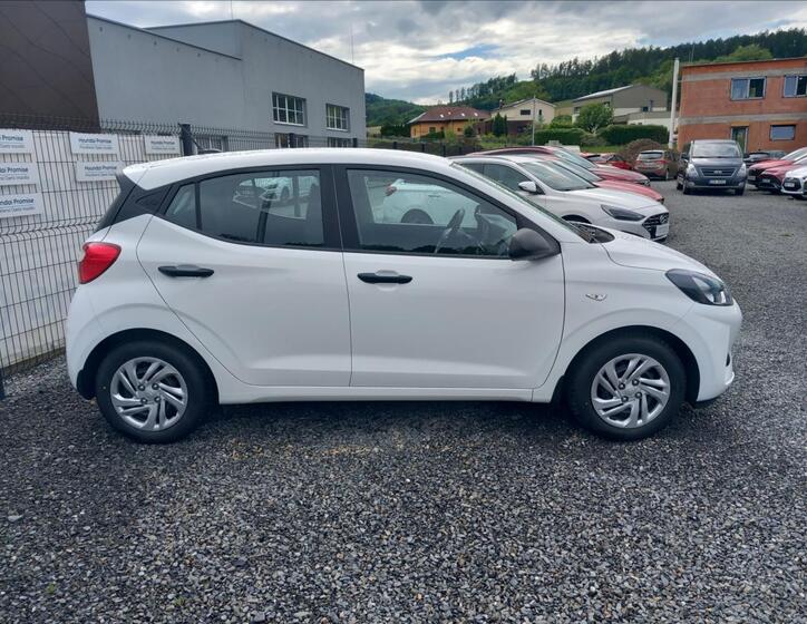 Hyundai i10 5