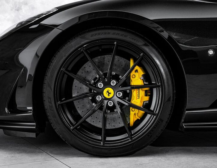 Ferrari 812 2