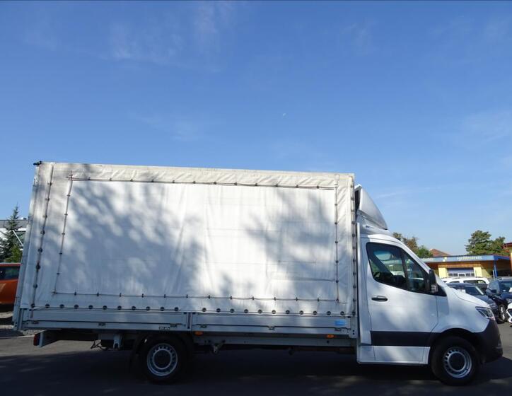 Mercedes-Benz Sprinter 5