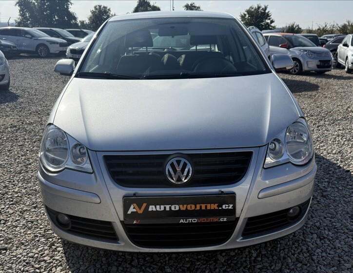 Volkswagen Polo 2