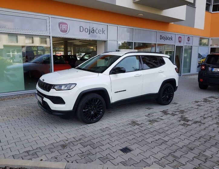 Jeep Compass 1