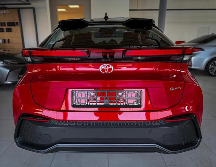 Toyota C-HR 5