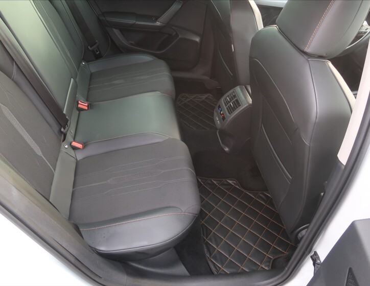 Cupra Formentor 13