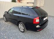 Škoda Octavia 10
