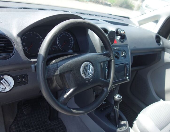 Volkswagen Caddy 18