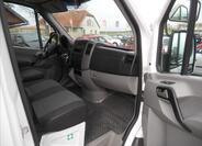 Mercedes-Benz Sprinter 16