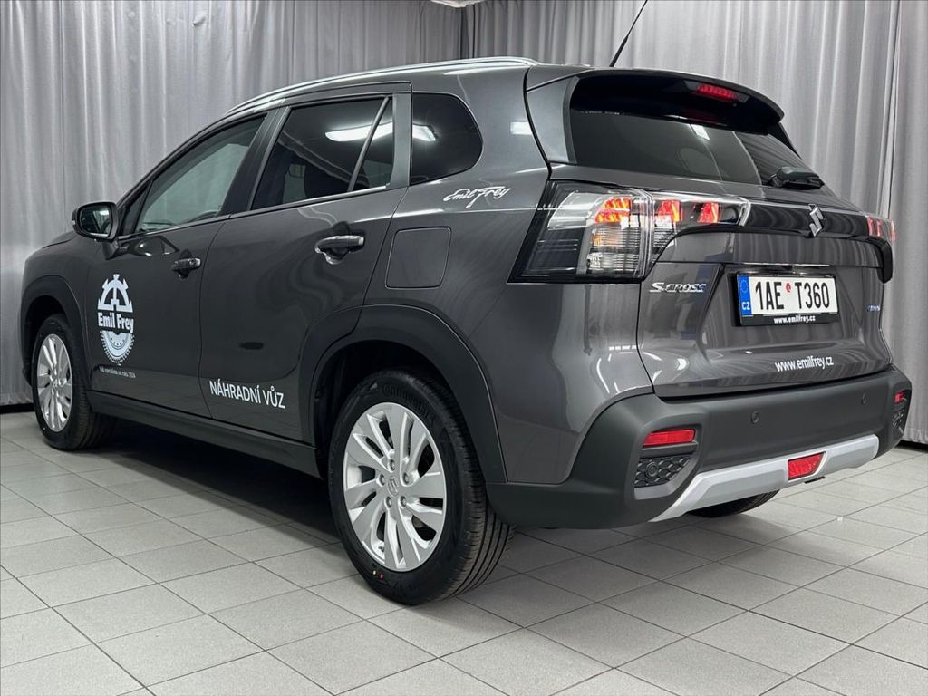 Suzuki S-Cross