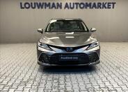 Toyota Camry 4