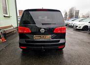 Volkswagen Touran 7
