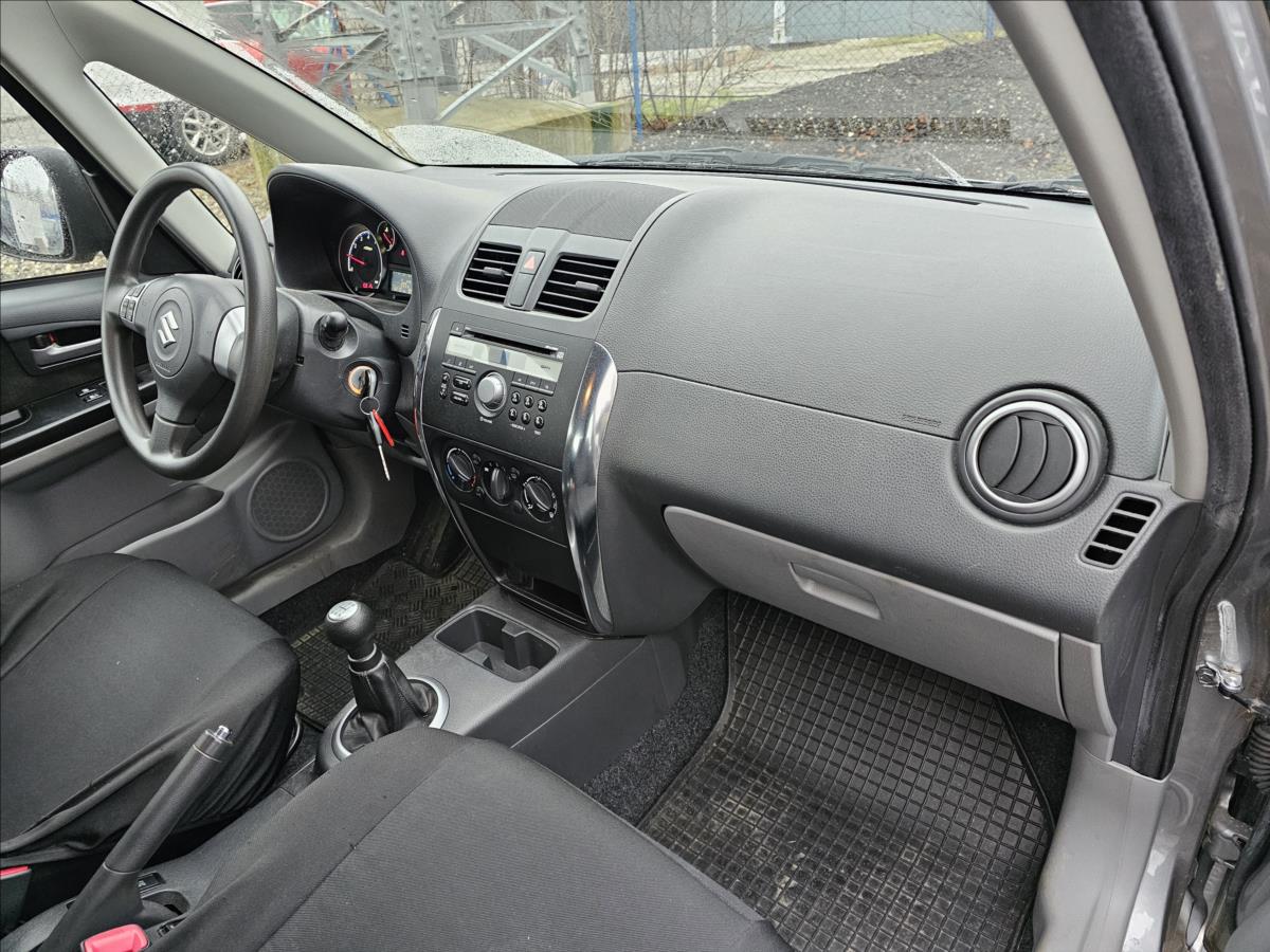 Suzuki SX4