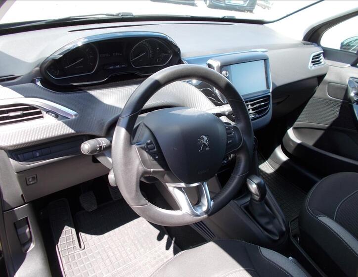 Peugeot 208 20