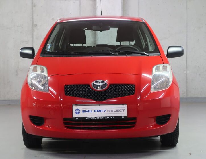 Toyota Yaris 2