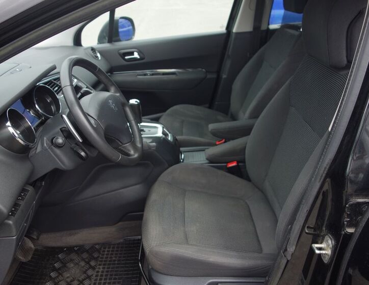 Peugeot 5008 10