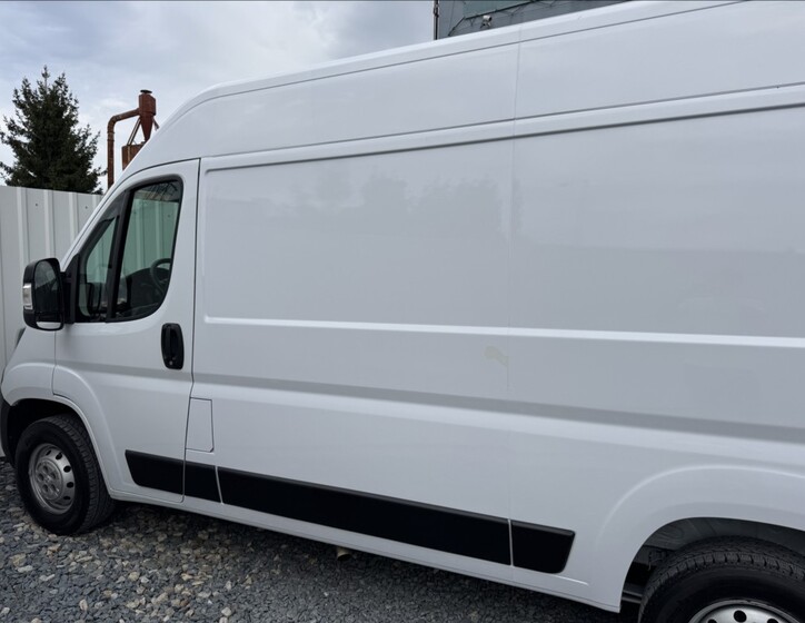 Peugeot Boxer 26