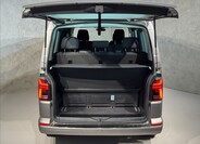 Volkswagen Multivan 14