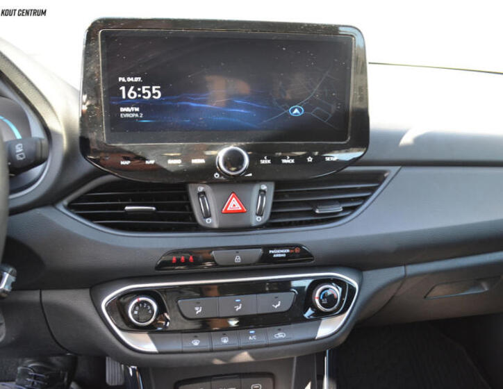 Hyundai i30 27