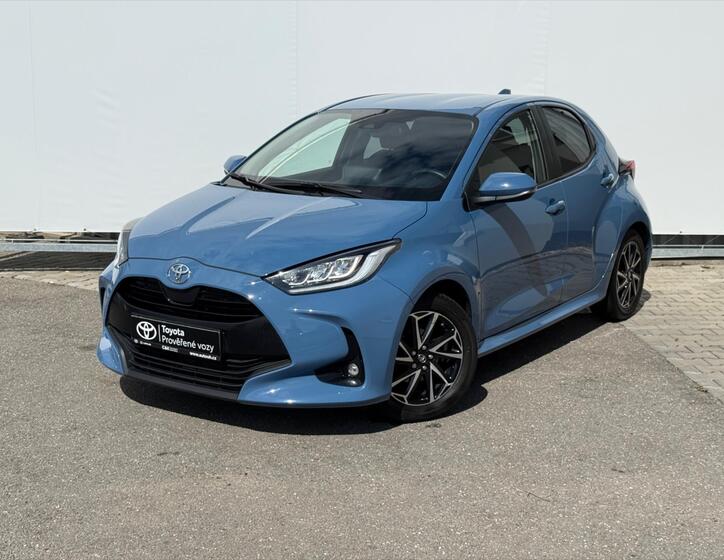 Toyota Yaris 1