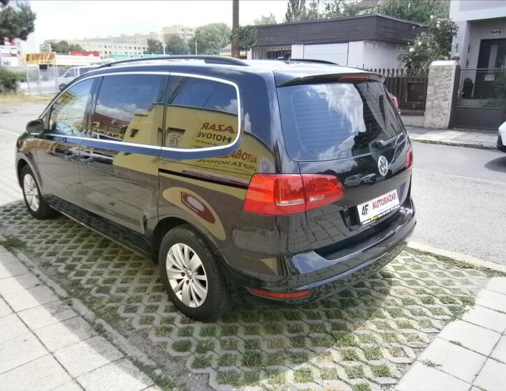 Volkswagen Sharan 4