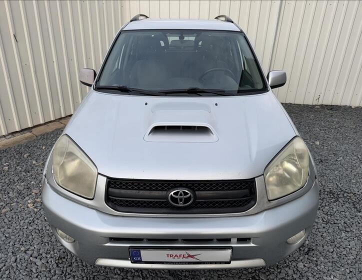 Toyota RAV4 6