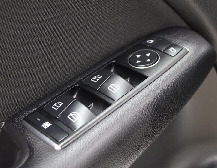 Mercedes-Benz Třídy B 15