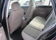 Volkswagen Golf 16