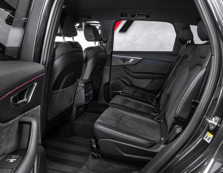Audi Q7 16