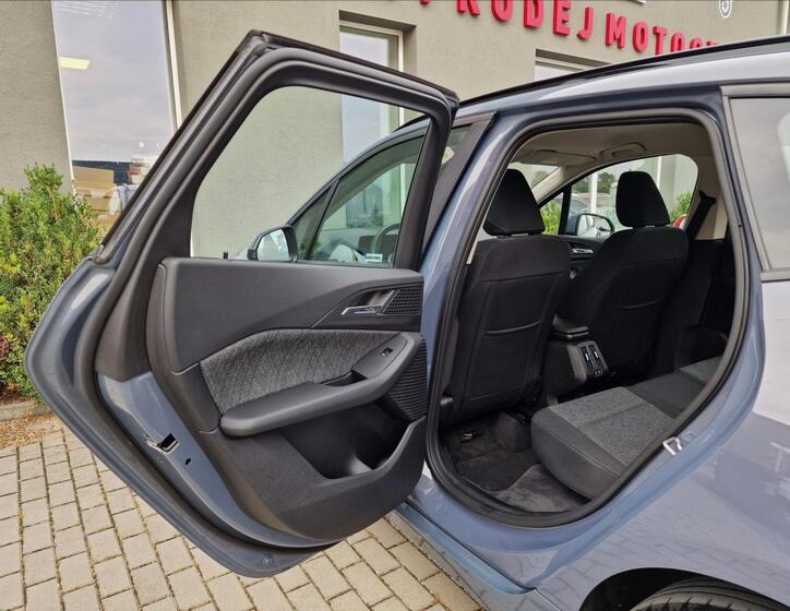 BMW Řada 2 18