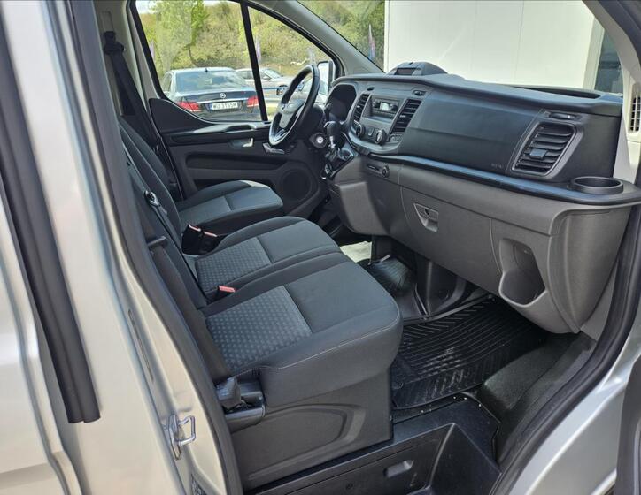 Ford Transit Custom 8