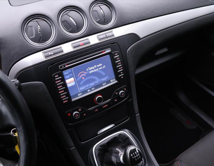 Ford S-MAX 20