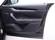 Maserati Levante 14
