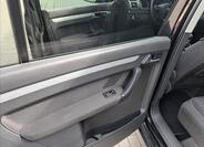 Volkswagen Touran 28